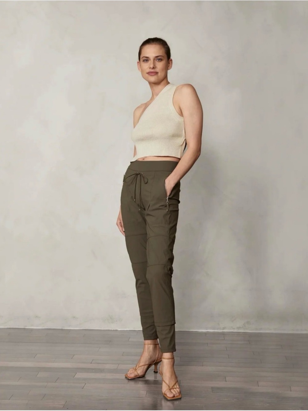 RAFFAELLO ROSSI Candy Dark Olive Drawstring Jogger Pants